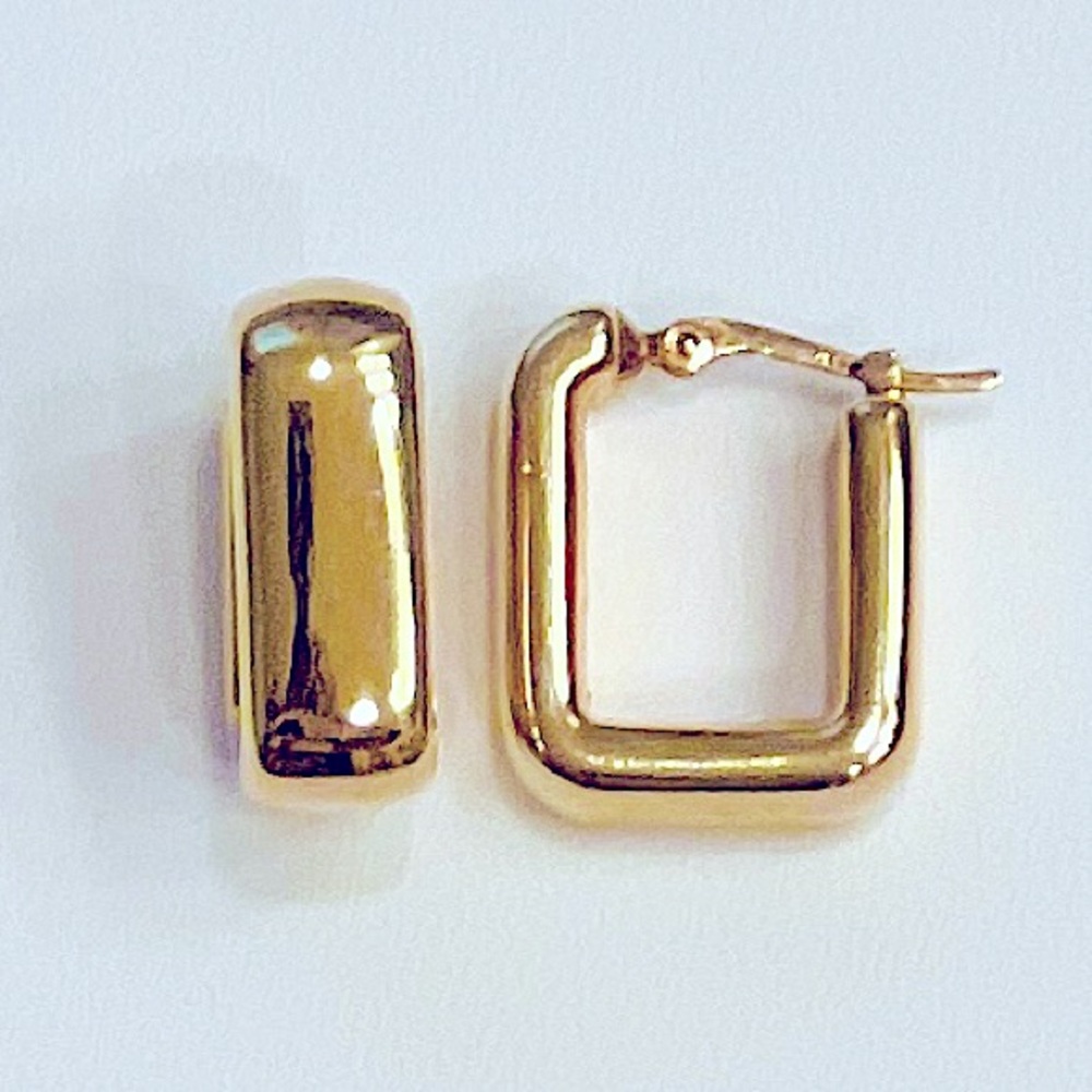 SOLD - Rectangle Chunky Hoop Earrings - Solid 14K Yellow Gold, 15 mm